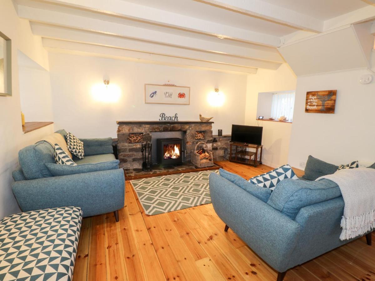 Little Barn Cottage 뉴포트 외부 사진